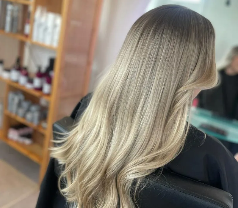 Scandinavian blond resultaat in salon Utrecht